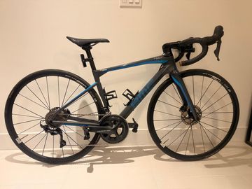 Used BMC Roadmachine 01 FOUR 2018 2018 Road & Gravel, Light Gray — image 6 of 6