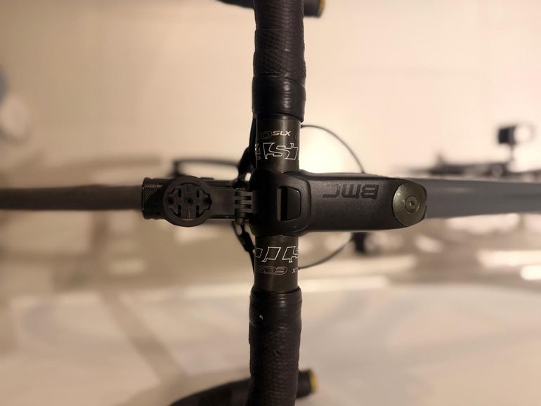 Used BMC Roadmachine 01 FOUR 2018 2018 Road & Gravel, Light Gray — image 4 of 6