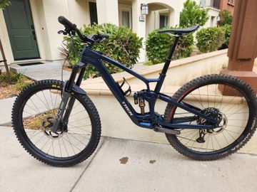 Used Trek Fuel ex SRAM GX 2024 Mountainbike, Blue — image 2 of 5