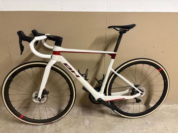 Brugt BH Ultralight Shimano Ultegra Di2 2024 Road & Gravel — billede 5 af 14