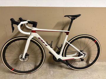 Tweedehands BH Ultralight Shimano Ultegra Di2 2024 Road & Gravel — afbeelding 5 van 14