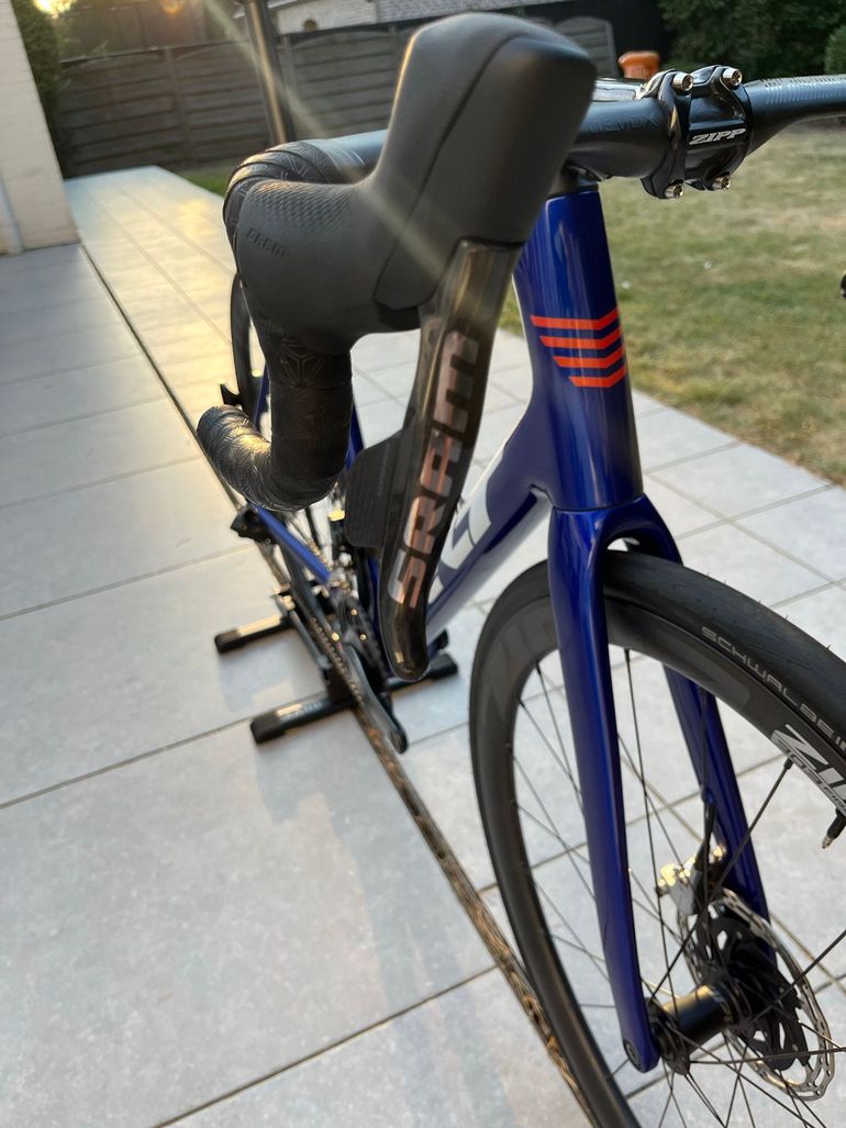 Brugt Felt Custom SRAM Red eTap AXS 2025 Road & Gravel — billede 14 af 35