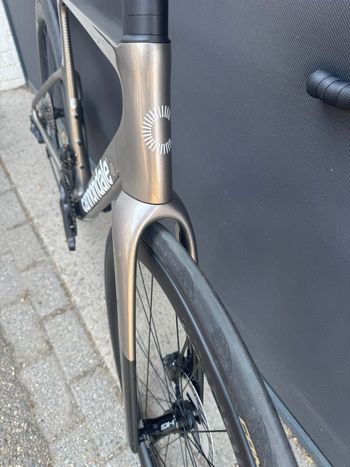 Cannondale SuperSix EVO Shimano Ultegra Di2 2025 Road & Gravel usato, Grigio chiaro — immagine 7 di 14