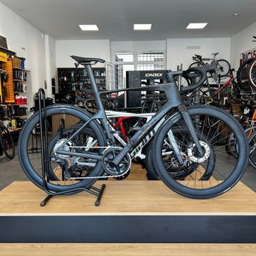 Used BMC Teammachine R Shimano Ultegra Di2 2025 Road & Gravel