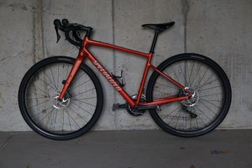 Used Specialized Diverge Elite E5 2023 2023 Road & Gravel, Red — image 2 of 10