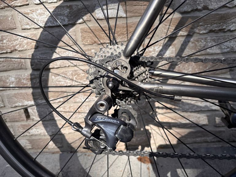 Used Lynskey Custom Shimano Ultegra 2014 Road & Gravel, Light Gray — image 3 of 9