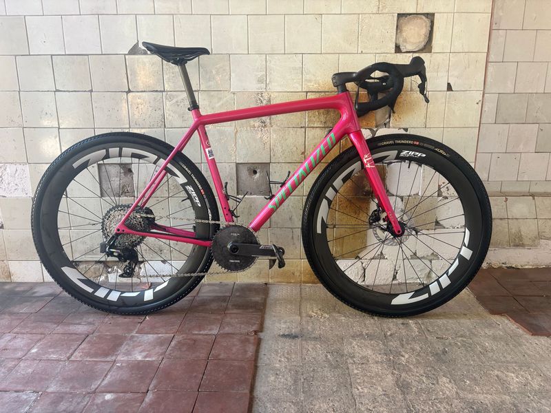 Tweedehands Specialized Crux SRAM Force eTap AXS 2024 Road & Gravel