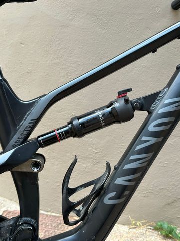 Used Canyon Spectral 7 2021 2021 Mountainbike, Black, 27.5 — image 7 of 11