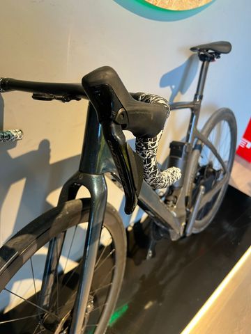 Used Scott Solace eRIDE 10 2024 2024 Road & Gravel, Black — image 12 of 14