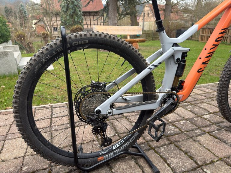 Gebrauchtes Canyon Strive CFR 2023 2023 Mountainbike, Orange, 29 — Bild 4 von 7