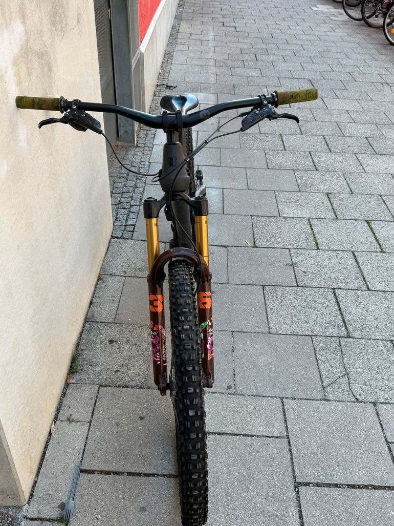 Brugt Evil The Offering V2 2022 Mountainbike — billede 3 af 9