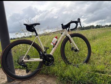 Gebrauchtes Orbea Orca M30 2025 2025 Road & Gravel, Weiß — Bild 2 von 3