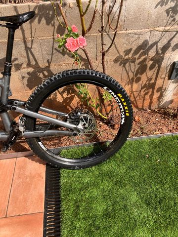 Käytetty Specialized Status 160 2023 2023 Mountainbike — kuva 8 / 10