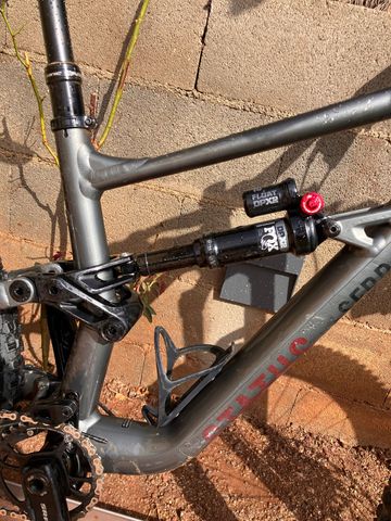 Käytetty Specialized Status 160 2023 2023 Mountainbike — kuva 3 / 10
