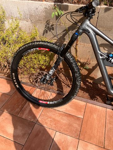 Käytetty Specialized Status 160 2023 2023 Mountainbike — kuva 9 / 10