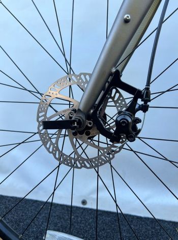 Używany Fuji Jari 2.5 2025 2025 Road & Gravel — zdjęcie 11 z 14