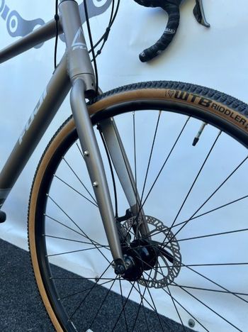 Używany Fuji Jari 2.5 2025 2025 Road & Gravel — zdjęcie 14 z 14