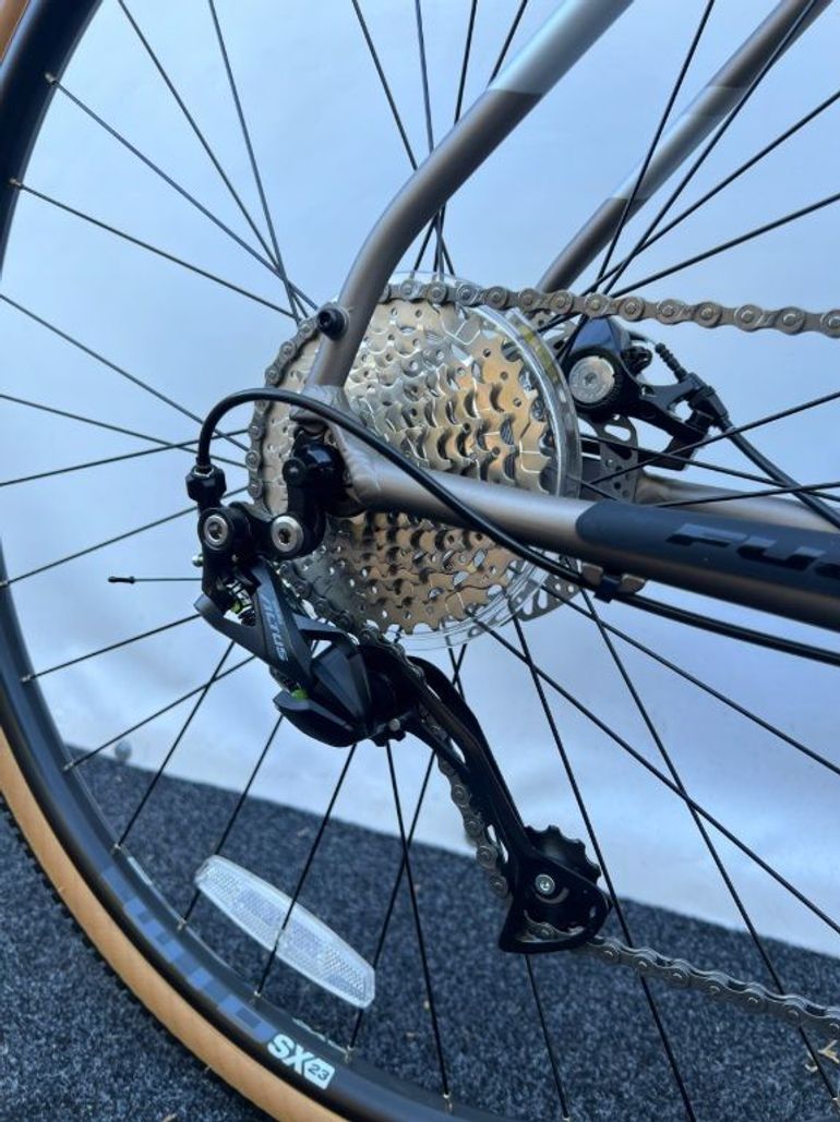 Używany Fuji Jari 2.5 2025 2025 Road & Gravel — zdjęcie 13 z 14