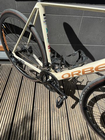 Used Orbea ORCA M30 2024 2024 Road & Gravel, White — image 2 of 5