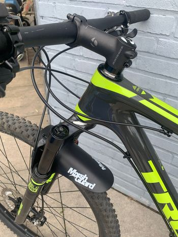 Used Trek Superfly 9.6 2016 2016 Mountainbike, Black, 27.5, 29 — image 7 of 9