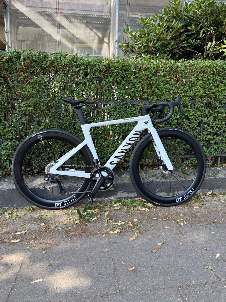 Brugt Canyon Aeroad CF SLX 8 Di2 2026 2026 Road & Gravel — billede 2 af 11
