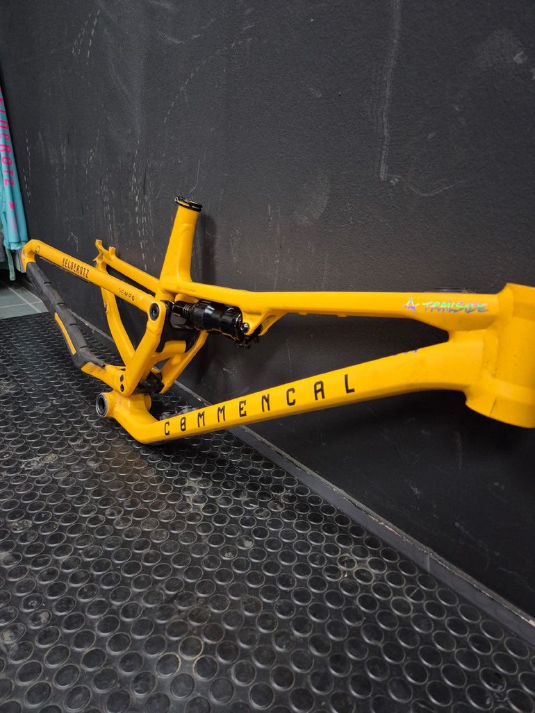 Used Commencal T.E.M.P.O. OHLINS EDITION 2022 Frameset 2022 Mountainbike, Orange, 29 — image 5 of 11