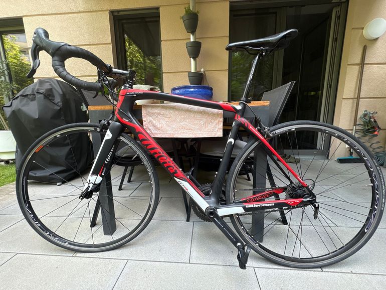 Used Wilier Gtr Campagnolo Centaur 2016 Road & Gravel, Red — image 2 of 3