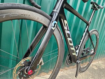 Used Scott Addict RC Ultimate 2023 Frameset 2023 Road & Gravel, Black — image 12 of 18