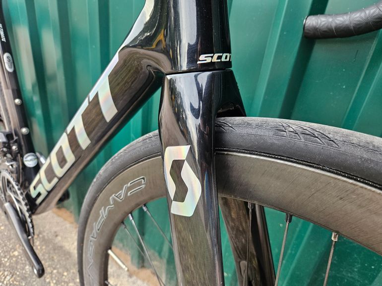 Używany Scott Addict RC Ultimate 2023 Frameset 2023 Road & Gravel — zdjęcie 6 z 18