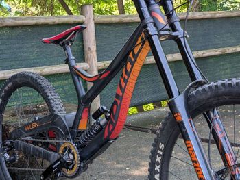 Używany Devinci Wilson XP 2017 2017 Mountainbike — zdjęcie 2 z 3