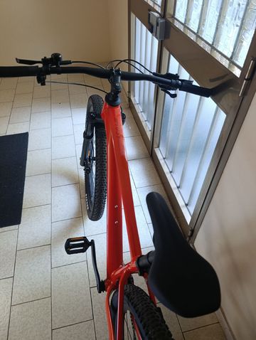 Used Scott Scale 970 red (TW) 2024 2024 Mountainbike, Red, 29 — image 2 of 4