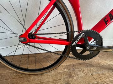 Gebrauchtes FabricBike Custom Single Speed / Fixed Gear 2022 Road & Gravel, Rot — Bild 3 von 3
