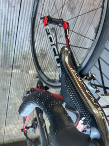 Used Focus Izalco Shimano Dura Ace Di2 2016 Road & Gravel, Red — image 11 of 13