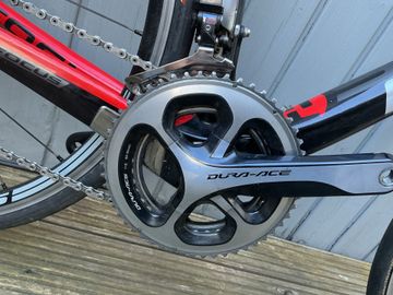 Used Focus Izalco Shimano Dura Ace Di2 2016 Road & Gravel, Red — image 2 of 13