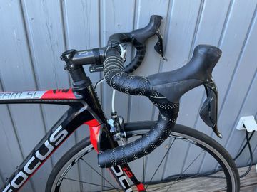 Used Focus Izalco Shimano Dura Ace Di2 2016 Road & Gravel, Red — image 5 of 13