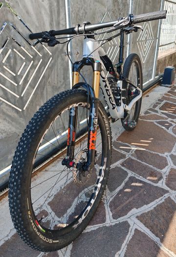 Used Orbea oiz Custom Shimano XTR 2025 Mountainbike, White — image 6 of 13