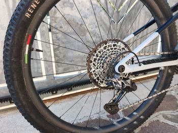 Orbea oiz Custom Shimano XTR 2025 Mountainbike usato, Bianco — immagine 3 di 12