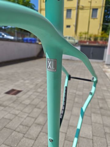 Orbea ALMA M11-AXS 2022 Frameset 2022 Mountainbike usato, Verde — immagine 5 di 7