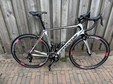 Used Cannondale Synapse Shimano 105 2015 Road & Gravel, White — image 1 of 5