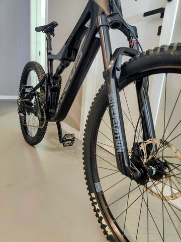 Used Focus JAM 8.8 2022 2022 Mountainbike, Black, 29 — image 2 of 6