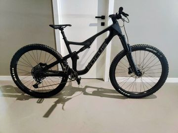 Used Focus JAM 8.8 2022 2022 Mountainbike, Black, 29 — image 1 of 6