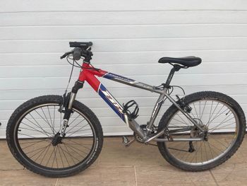 Used BH Custom Shimano 105 2008 Mountainbike, Red — image 2 of 4
