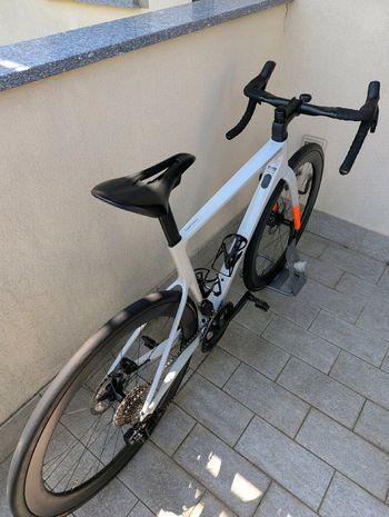 Used Cannondale SuperSix EVO Shimano 105 Di2 2025 Road & Gravel, White — image 21 of 30