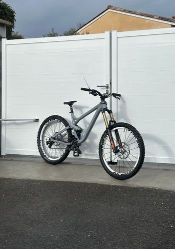 Used Commencal Meta Shimano ZEE 2013 MTB