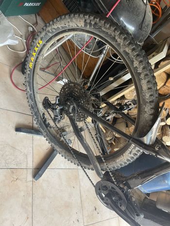 Brinke Custom Shimano SLX 2025 Mountainbike usato, Grigio chiaro — immagine 3 di 5
