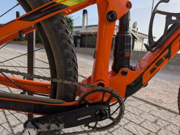 Used Scott Spark 950 2019 2019 Mountainbike, Orange, 29 — image 4 of 6