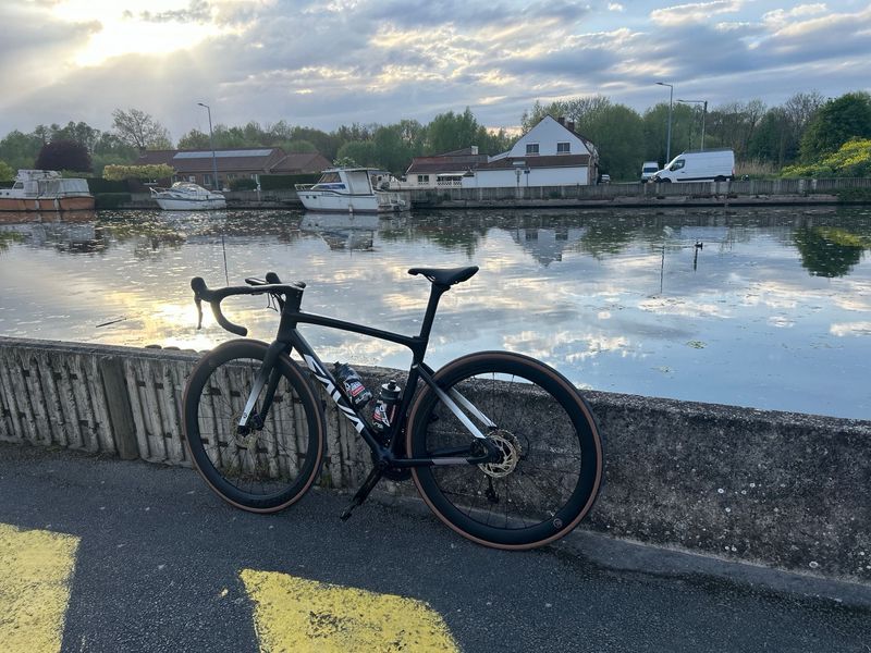 Used SAVA Custom Shimano 105 2026 Road & Gravel
