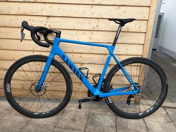 Tweedehands Canyon Ultimate CF SL 8 AXS Movistar 2024 2024 Road & Gravel