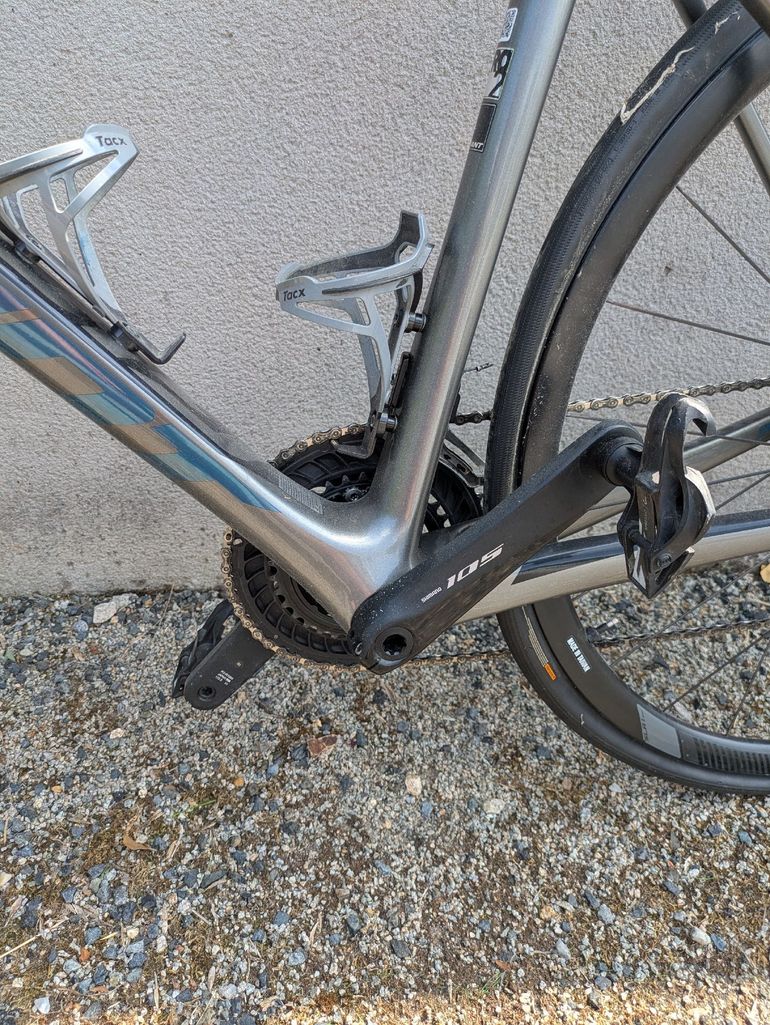 Used Giant Defy Shimano 105 2019 Road & Gravel, Light Gray — image 4 of 8
