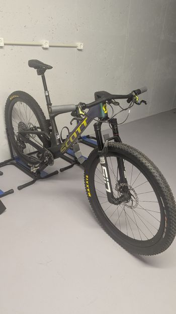 Scott Spark RC World Cup TR 2023 2023 MTB usato